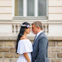 wedding-photo-session-on-the-background-of-the-old-2021-09-02-00-26-37-utc